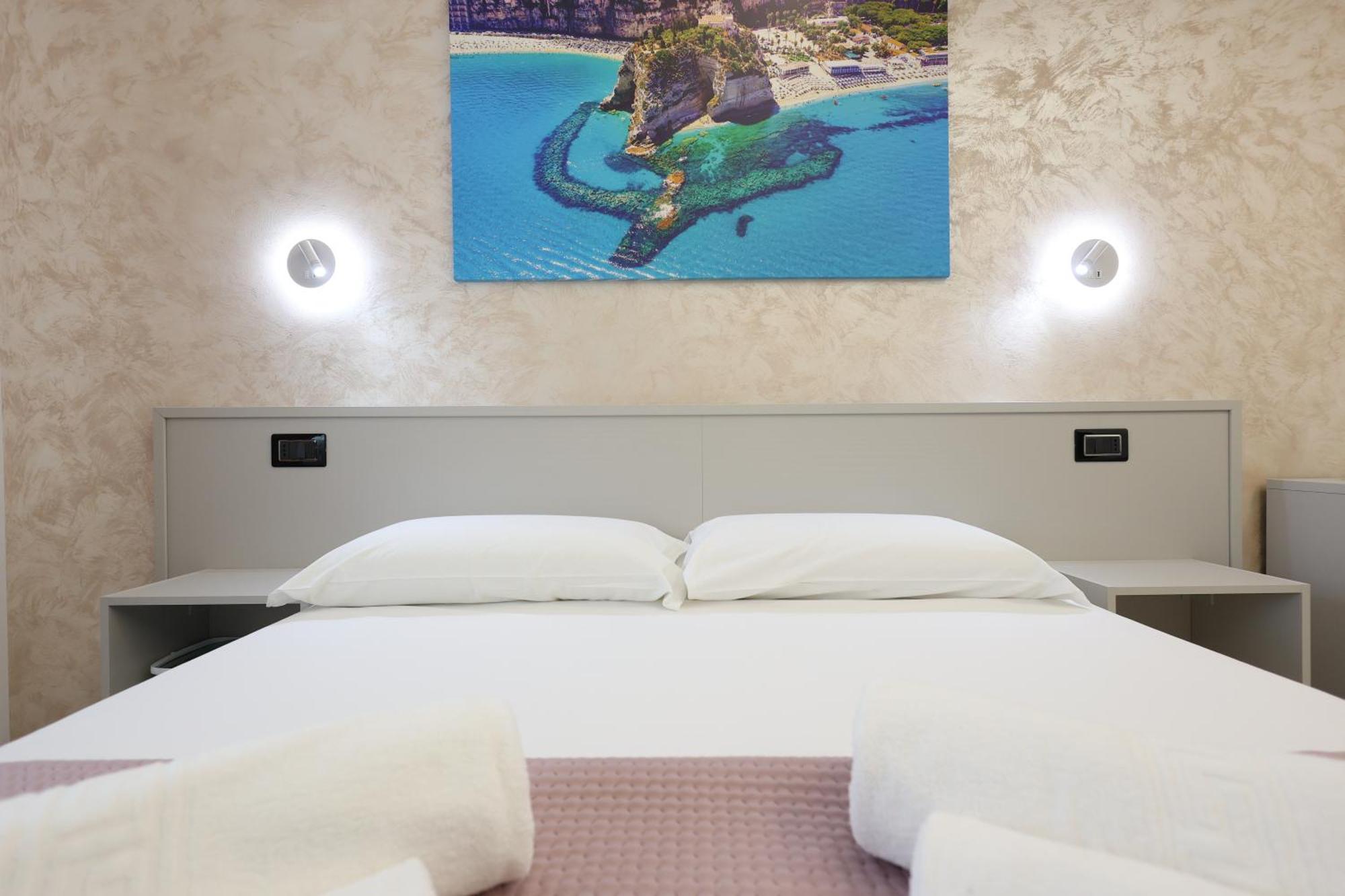 B&B Sunlight تروبيا المظهر الخارجي الصورة